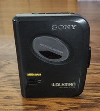 Sony Walkman WM-EX102 Cassette Player Mega Bass Turns On Doesn't Spin Read