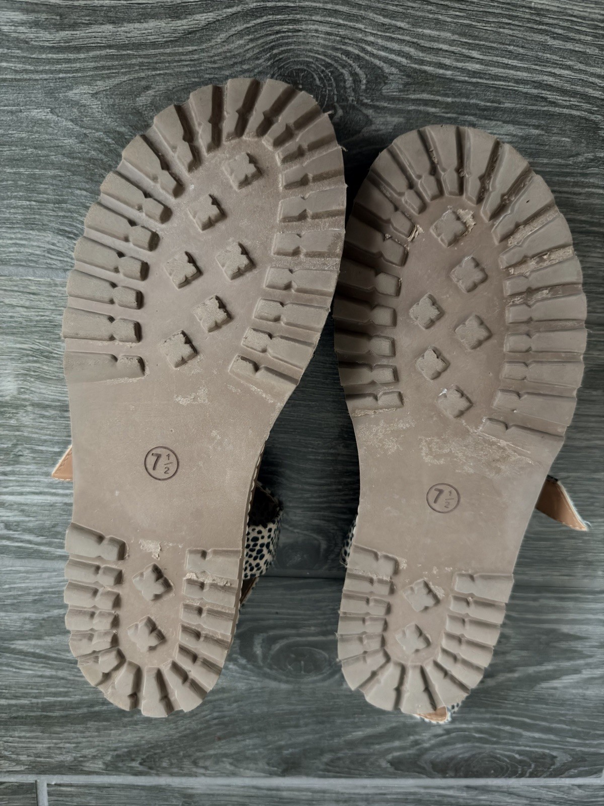 Universal Thread Leopard Print Strappy Sandals Si… - image 6