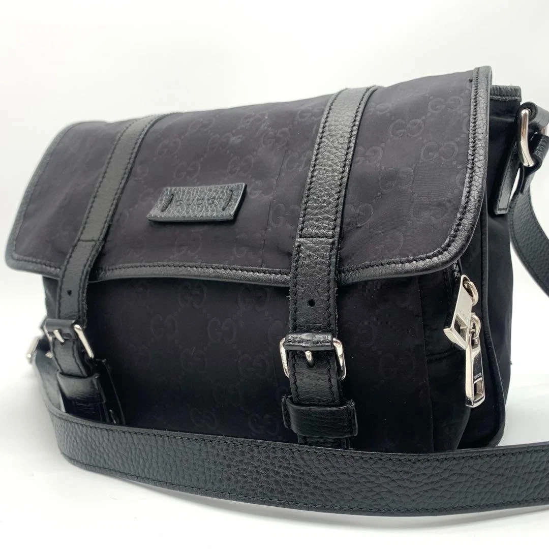 Gucci Sac à Bandoulière Messenger Bag Gg Logo Nylon Matière Créateur Accessoire