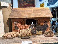 Antique 1880s Converse Litho Wood Barn  Farm Animals Child's Toy Playset