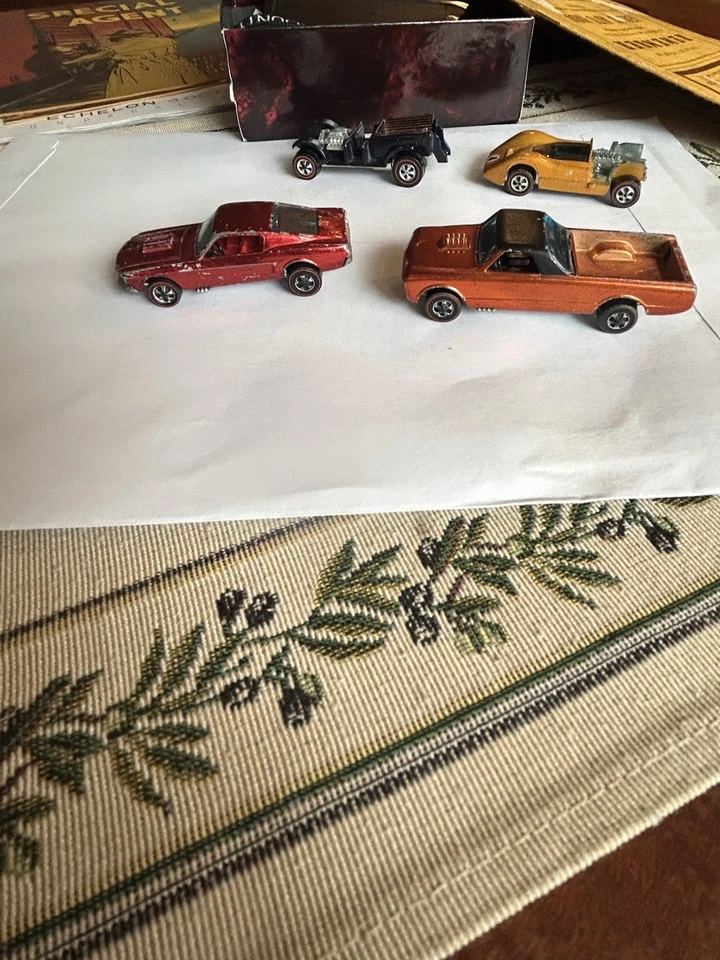 Hot Wheels Redline 4 Car Lot See Pictures For Make Model And Condition - Image 4 of 4