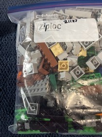 LEGO Minecraft 21127 The Fortress 100% Complete With 2/5 Instructions Good Shape