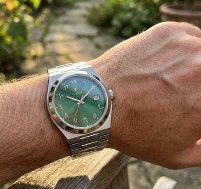 Men's Automatic Watch Green Dial Seiko NH35 Arabic Numerals 40mm Steel CLARTÉ