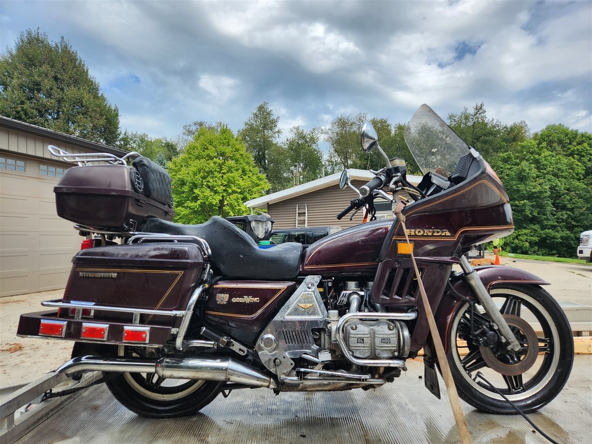HONDA ゴールドウィング GL1100 純正 タンデムバー 1988 Gold Wing (GL1500)｜MODELS｜Gold Wing｜Honda