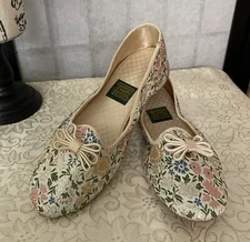 Daniel Green VTG 70’s Wom 6.5 VTG Embroid’d Lamé Brocade & Satin Slippers