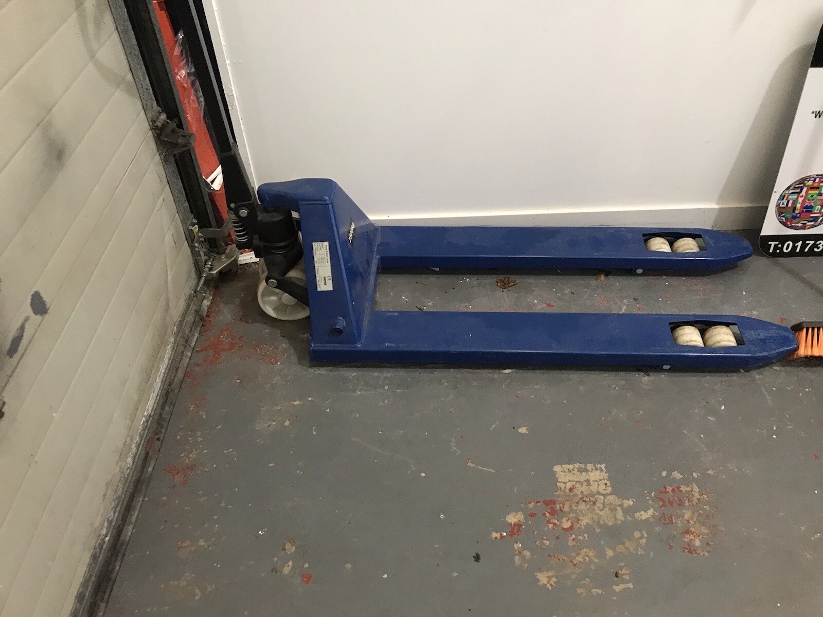 2500kg Pallet Truck eBay