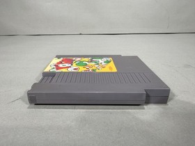 Vintage 1985 Nintendo NES Yoshi Video Console Game Cartridge