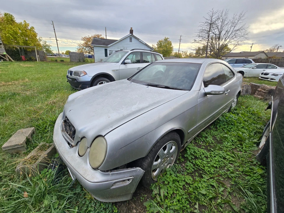 Mercedes-Benz CLK320 2001 carcasa de luz de señal de giro derecha - 1708201821 Foto 3 de 4