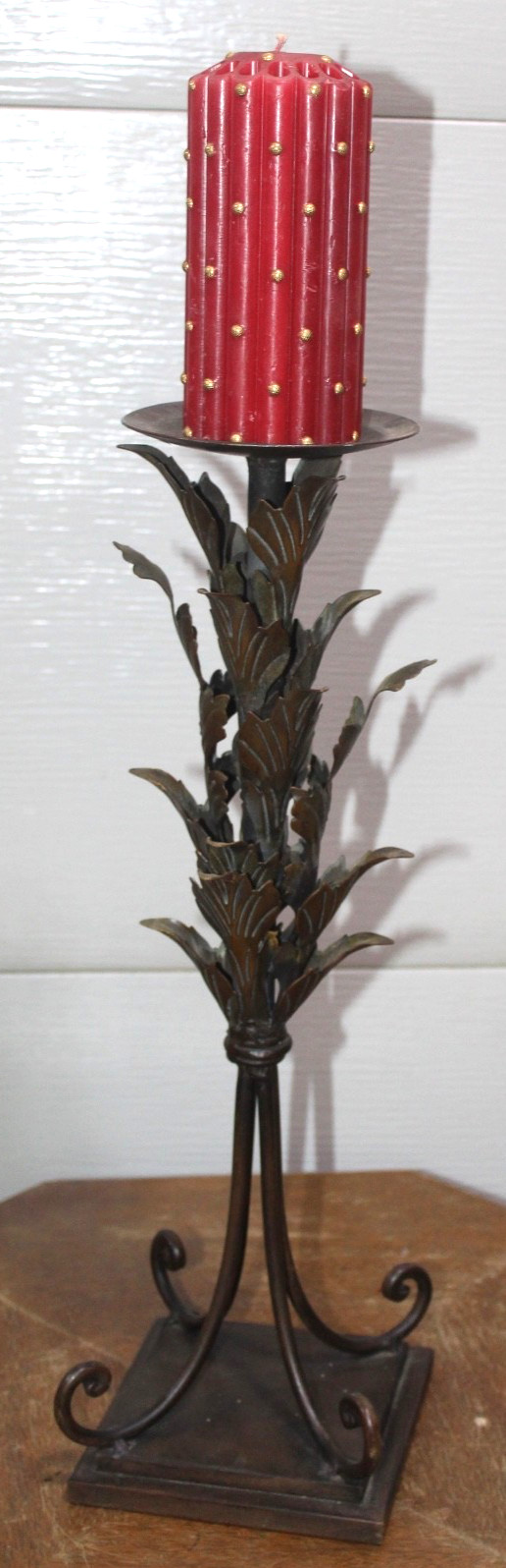 With Leaf Design 19 3/4" (stand Only)