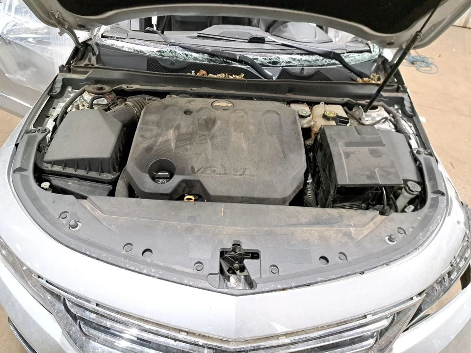 Lámpara delantera lateral pasajero Rh Impalanew Sku #4291853 2019 Foto 3 de 4