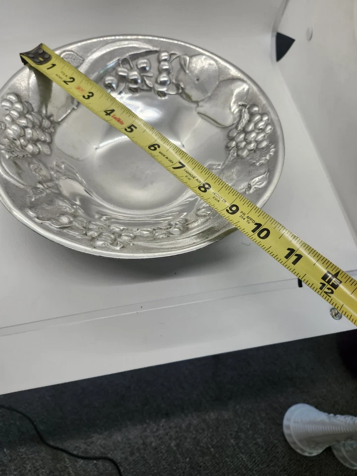 Винтажная маленькая фруктовая сервировочная чаша Wilton Armetale 9 1/4 дюйма неиспользованная оригинальная коробка свадебный подарок - Изображение 2 из 4
