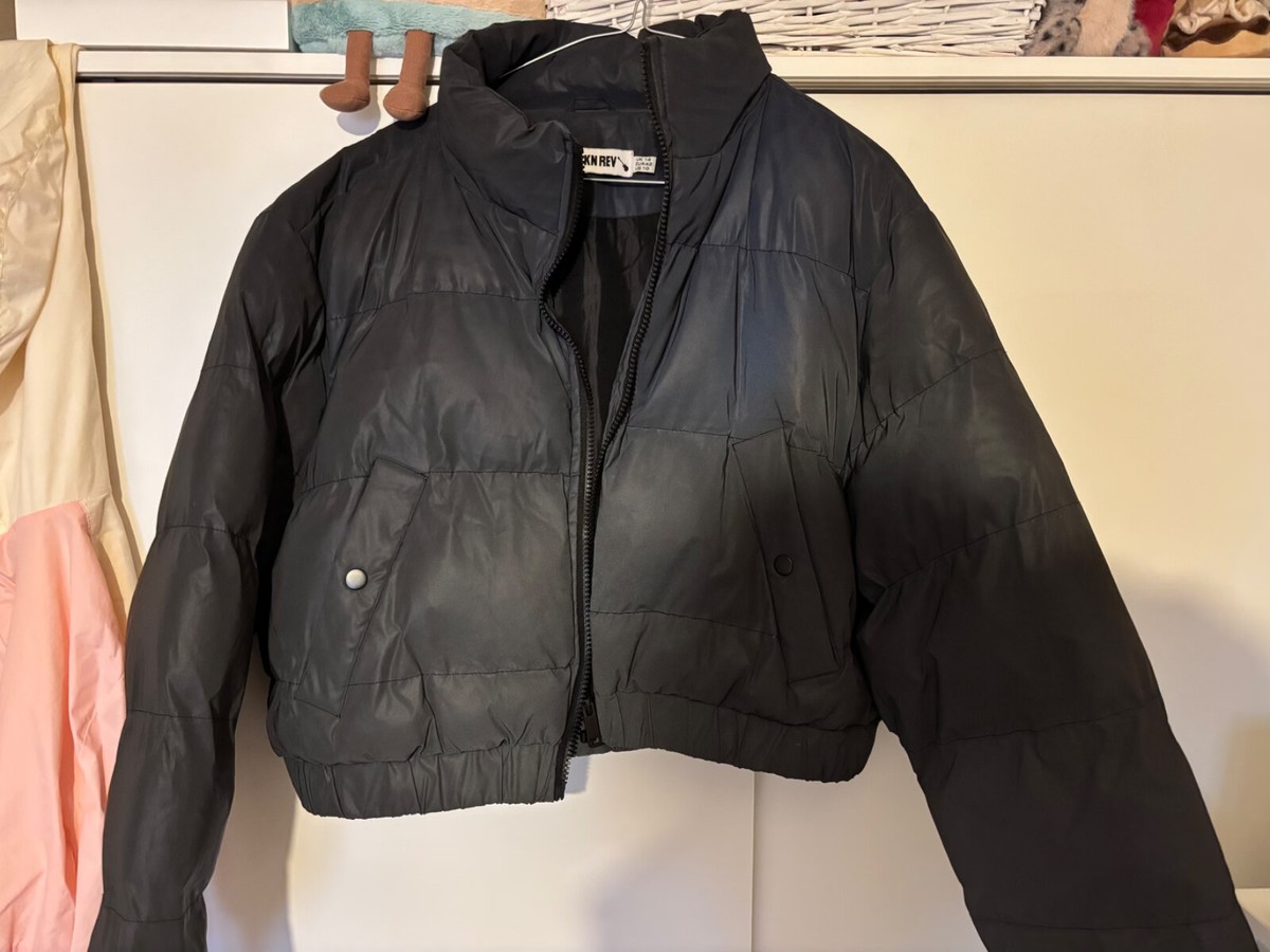 Pretty Little Thing Black reflective puffer cropped coat UK