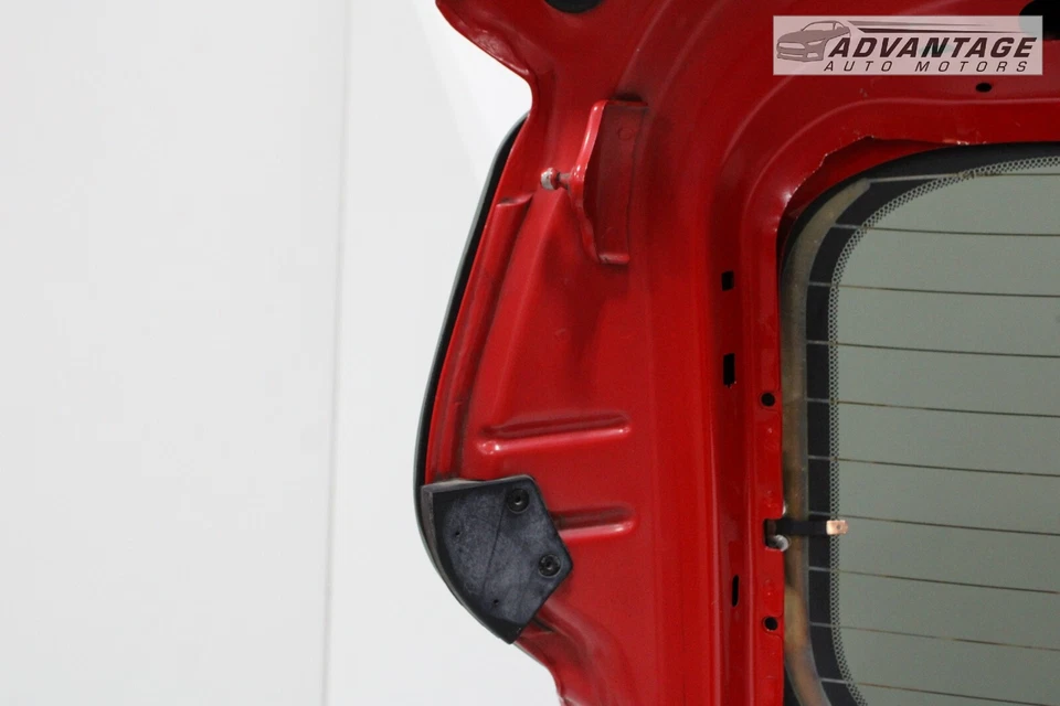 Jeep Renegade 2015-2018 puerta trasera puerta levadiza panel de carcasa rojo y vidrio OEM Foto 3 de 4