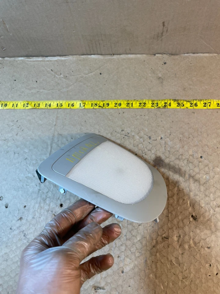 Mercedes Benz ML350 ML550 GL550 2006-2013 lámpara de luz trasera superior gris OEM Foto 2 de 4