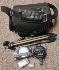 Sony Handycam DCR-DVD103 Handheld Camcorder - Tested  Working Bag And Tripod