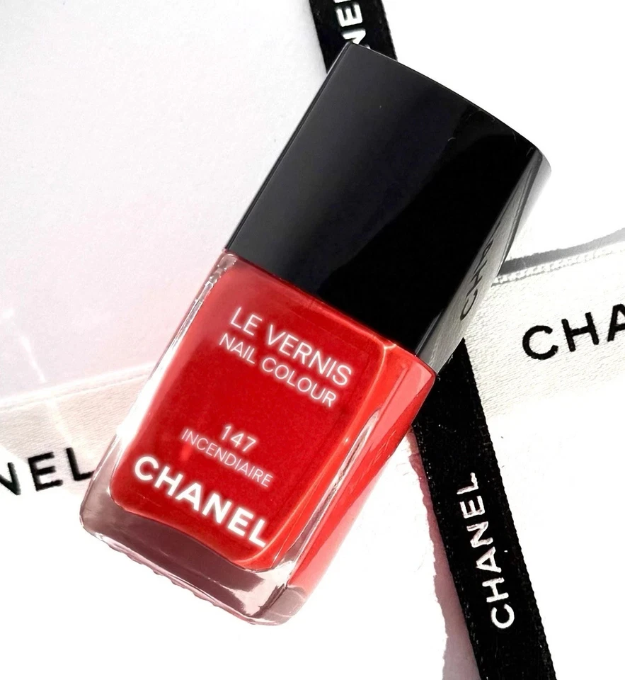 Chanel Le Vernis Nail Colour Nail Polish 147 Incendiaire - Bild 3 von 4