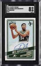 2021-22 ONYX VINTAGE AUTOGRAPHED BLUE #VAGA GIANNIS ANTETOKOUNMPO SGC 8