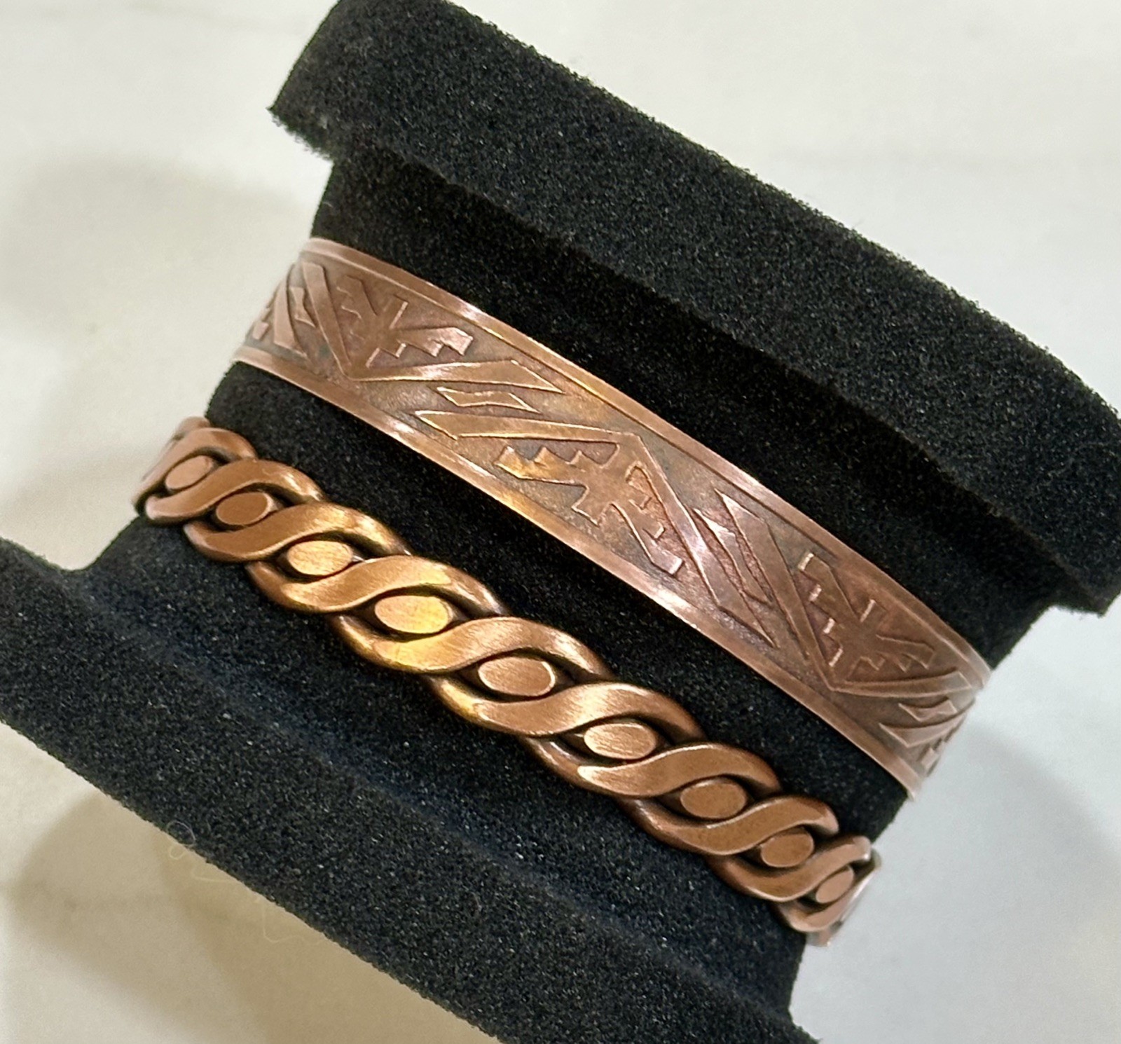 Vintage Solid Copper Native American Style Cuff/B… - image 1