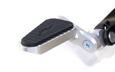 For Kawasaki ZRX 1200 2000 ZRT20A Adjustable Rider MultiGrip footpeg Kit by MFW