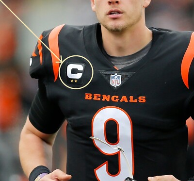 2021 Cincinnati Bengals Joe Burrow Qb Kapitän 2-    Star Aufklebbar Schwarz