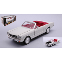 Ford Mustang 1/2 Convertible 1964 James Bond 007 Goldfinger 1:24 Motormax Movie