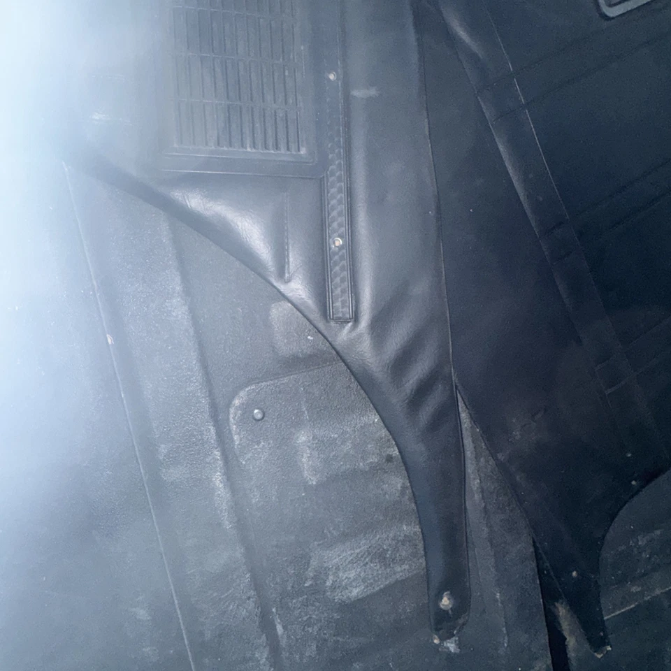 AMC Hornet 1977 hatchback Amx paneles interiores traseros Foto 3 de 4