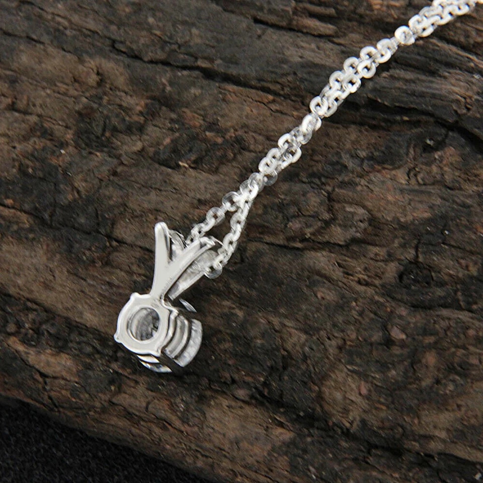 Collana con pendente solitario in oro bianco 14k con diamante a taglio... - Immagine 4 di 4