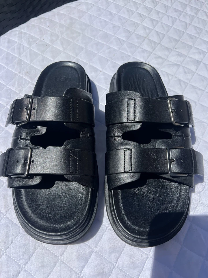 Clean UGG Men's Capitola Dual Buckle Slide Black Leather Sandals 1153102 SIZE 8 - Image 3 of 4