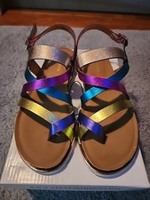 NEW Steve Madden Jstelare Sandals Rainbow With Gold Trim Girls Size 2