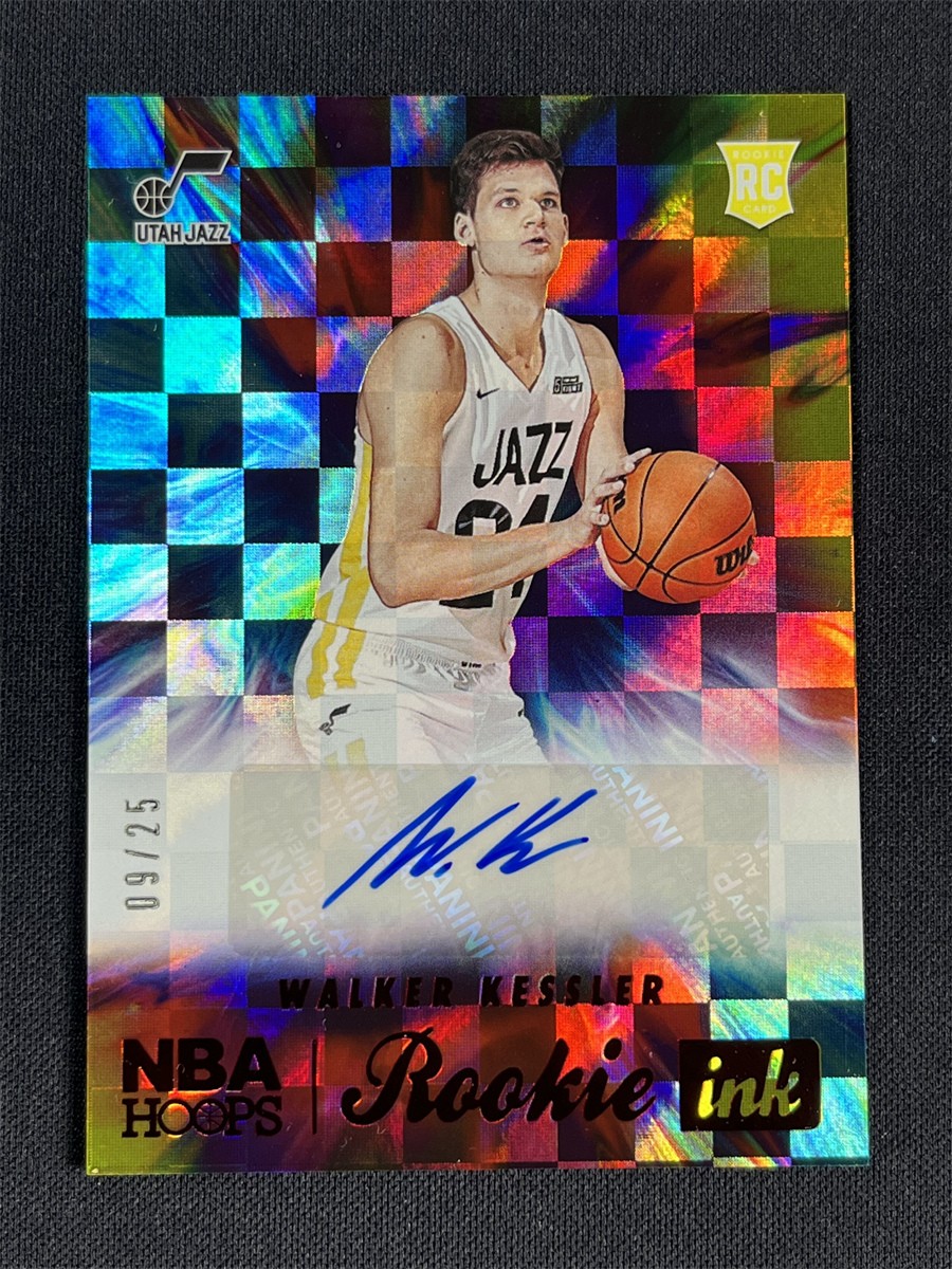 2022-23 Panini NBA Hoops Walker Kessler RC Rookie Ink Auto Red Checkerboard /25