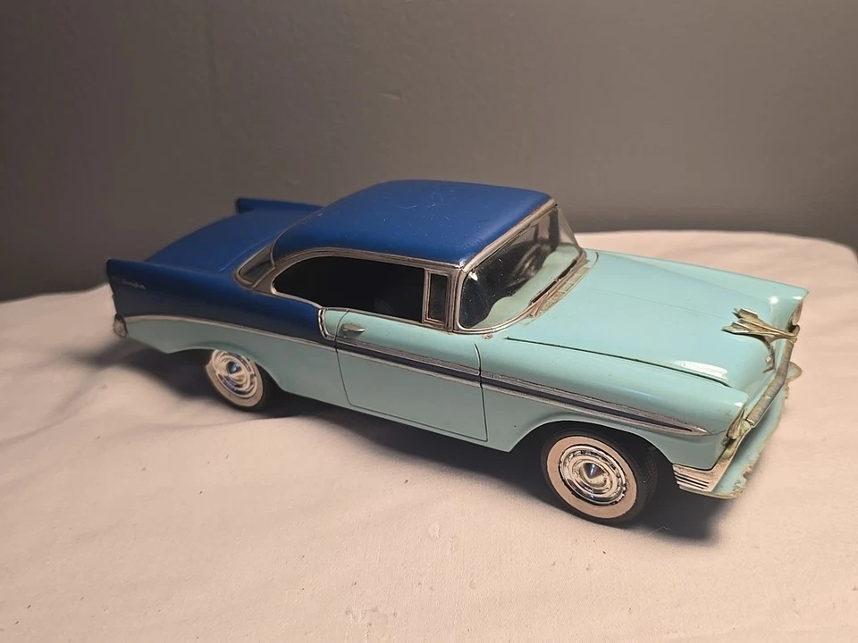 Vintage 1956 Chevy Bel Air Model Car 1/25 Blue 2 - Tone - Image 3 of 4