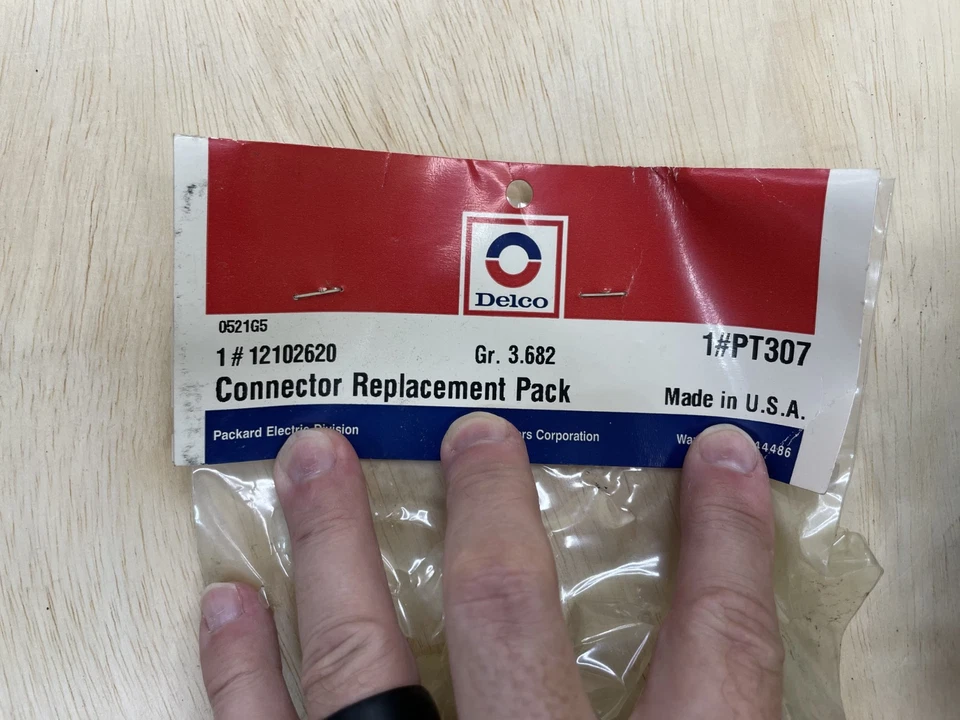 Genuine GM OEM Windshield Wiper Motor 88-97 Regal Cutlass Grand Prix - 22110872 - Image 2 of 4