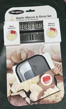 NWT Microplane Garlic Mincer & Slicer set