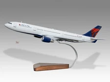Airbus A330-300 Delta Airlines Desk Wood Airplane New Model Small Scale 1/200