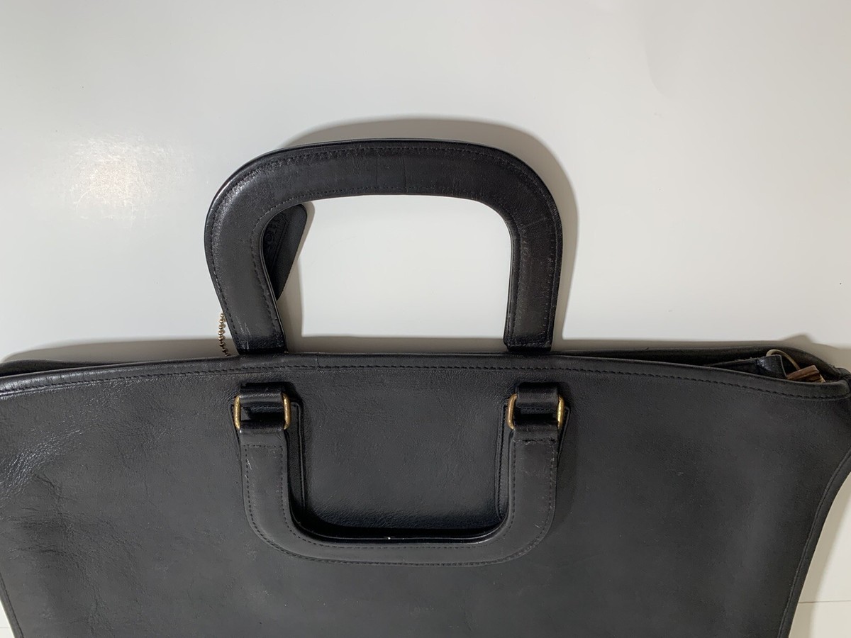 Vintage Coach Black Color Original Large Bag # 326-2833. Made NYC