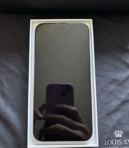 Apple iPhone 15 Pro Max 256GB tytanowy czarny jak nowy 12 M gwarancja + pakiet akcesoriów XL - Zdjęcie 2 z 9