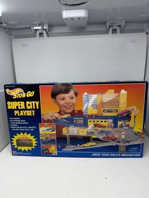 Hot Wheels Super City 1995 Playset Sto N Go NEW IN BOX NIB
