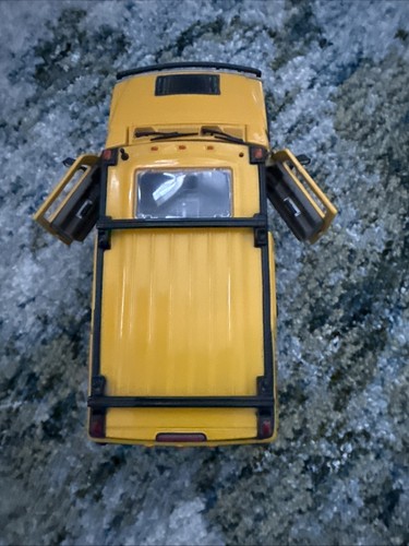 Maisto Special Edition Hummer H2 SUV 1:27 Scale Die Cast Metal Car Yellow NoBox - Picture 6 of 9