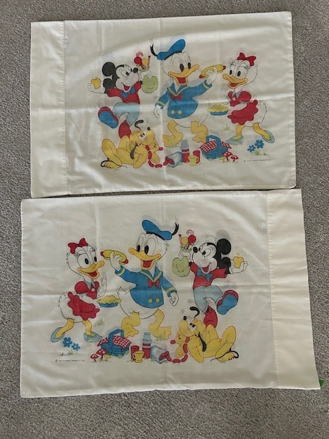 Vintage Disney Pillow Cases Mickey Goofy Donald Duck Dasy Picnic