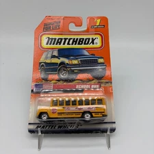 Matchbox 1999 School Bus Diecast Vehicle Ridge Elementary 1:64 Scale
