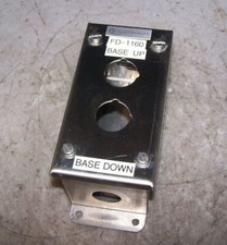 ALLEN BRADLEY 800R-2HZ4 STAINLESS STEEL 2 HOLE PUSHBUTTON STATION SERIES C