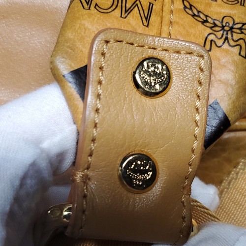 Original MCM Cognac Rucksack Nieten Logo Gold Silber Hardware - Große Größe - Bild 16 von 23