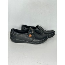 Clarks Ashland Glow Black Leather Slip-On Loafers Brown Accent Button Sz 6.5