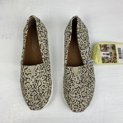 Toms Bob Cat Cheetah Leopard Flats Size Y2 Slip On Gold Black Avalon New Girls