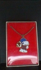 Vintage Peanuts Snoopy Football Necklace Nice Condition Hard To Find