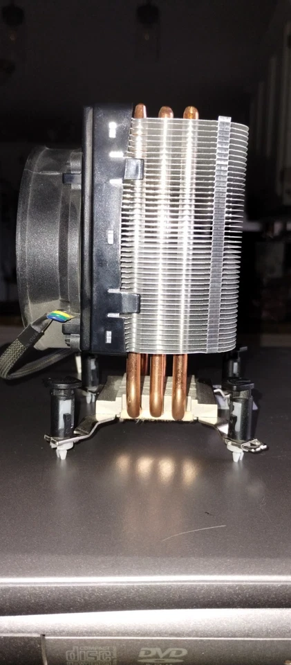 Rosewill RCX-ZAIO-92 92mm Sleeve Bearing Fan CPU Cooler Air cooler - Image 4 of 4