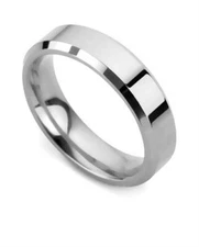 Mens Wedding Band Platinum 6mm Satin Finish and Polished Beveled Edge