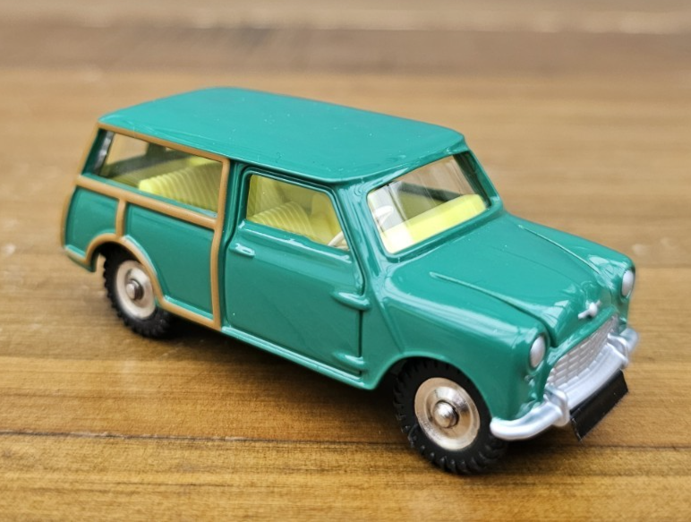 DINKY TOYS 197 MORRIS MINI-TRAVELLER ATLAS GROUP 2013 - BOXED MINT