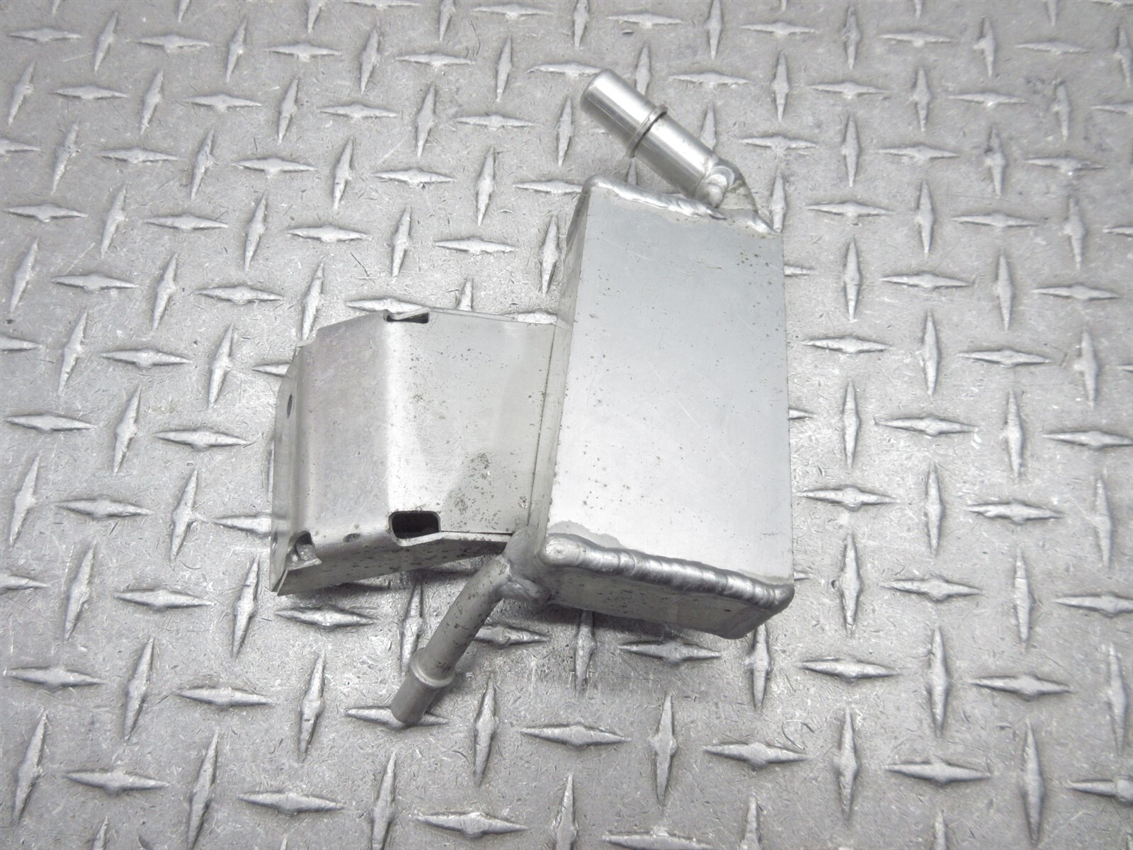 2008 Ferrari F430 Spider 244884 RH Right Side Fuel Disareator Vapour Separator