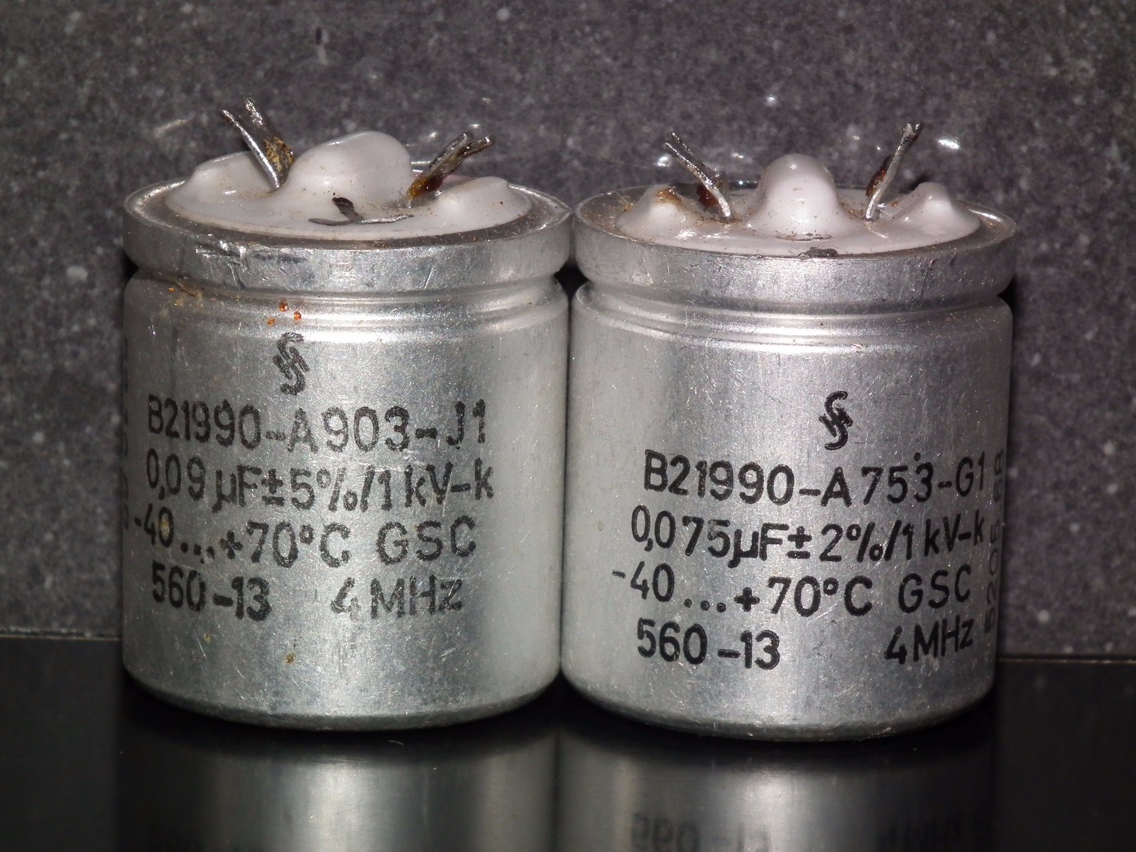 2X SIEMENS MKL B32110F 2,2 UF 63V / Vintage Capacitors For Tube Amps EUR 8,00 - DE